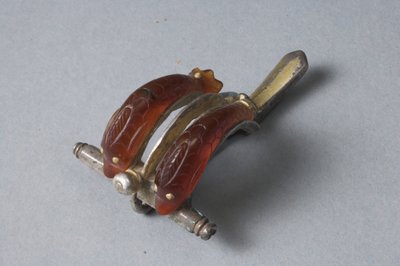 Fibula con delfini da Roman Imperial Period